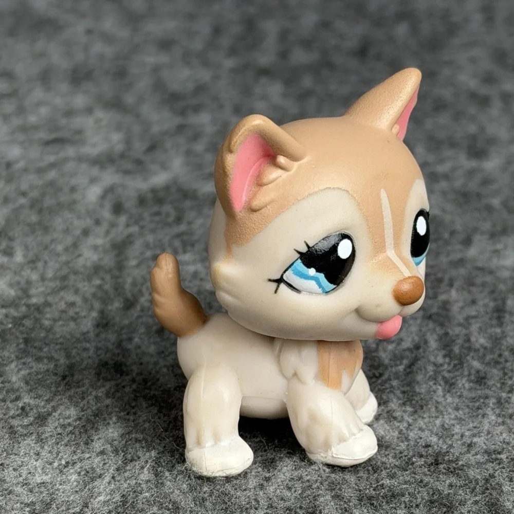 Hasbro Littlest Pet Shop Tan Husky 1012 Dog Figure 2006 Collectible LPS Toy
